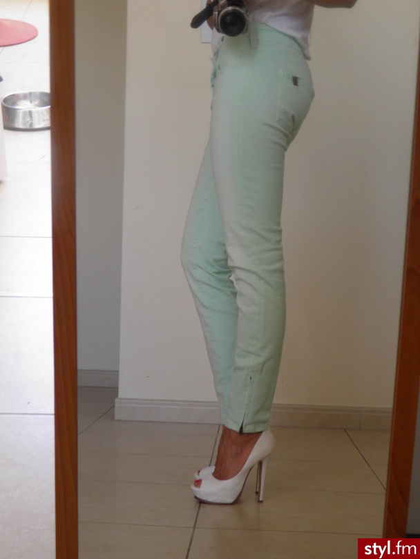 Jeansy Spodnie Moda