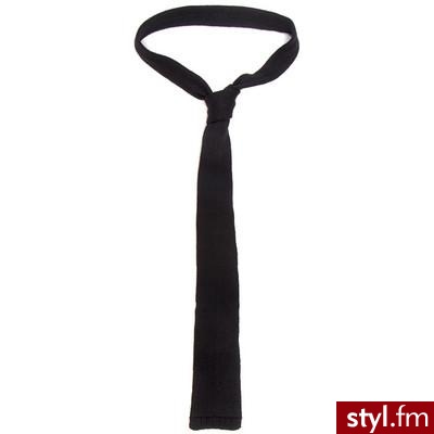 Knit Tie - Polyvore. Pobrano ze strony: http://www.polyvore.com/knit_tie/thing?id=9404211 - Pozostałe Dodatki Moda