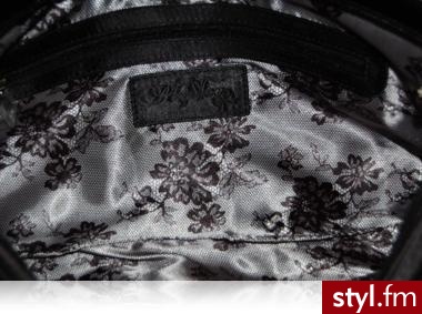 Satynowa torebka,bardzo stylowa. - Pozostałe Torebki Moda