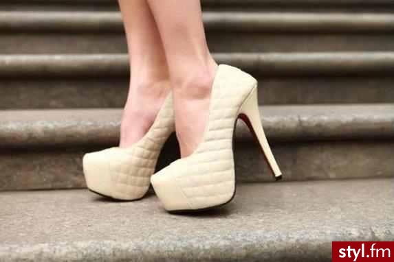 Szpilki Buty Moda