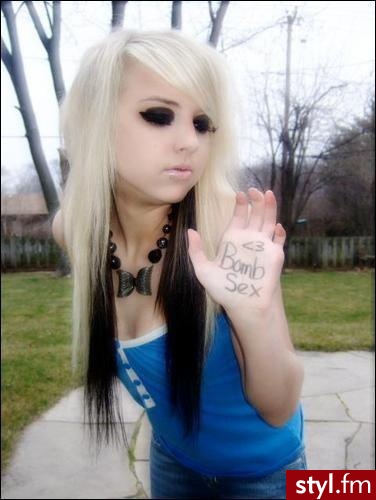 EMO Alternatywne Średnie Fryzury