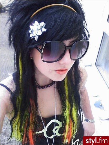 EMO Alternatywne Średnie Fryzury
