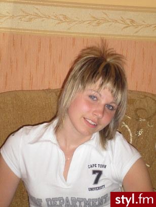 Średnie Fryzury