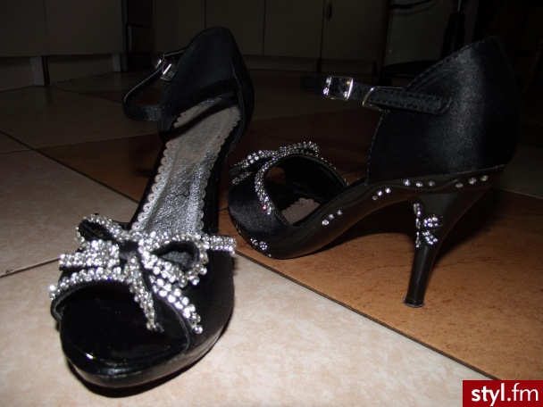 Szpilki Buty Moda
