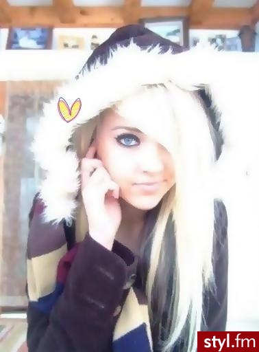 Katie,,x - EMO Alternatywne Średnie Fryzury