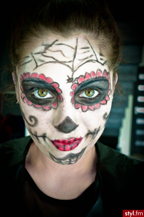 Skull Girl halloween :)) - Artystyczne Makijaże