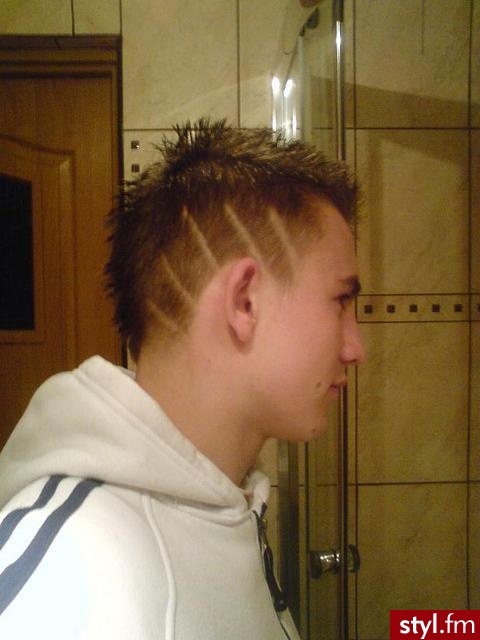 ;p - Punk Rock Alternatywne Średnie Fryzury