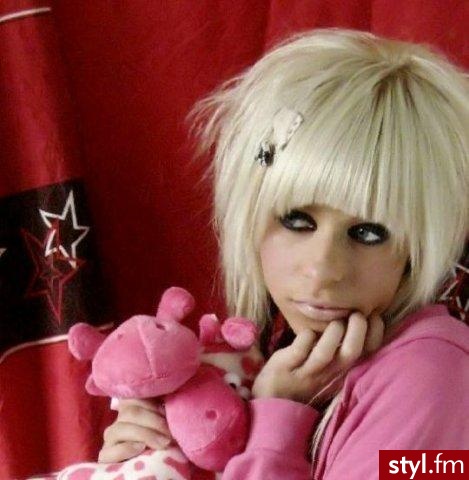 Misti Candy - EMO Alternatywne Średnie Fryzury