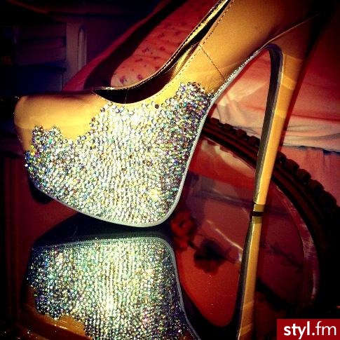 Szpilki Buty Moda