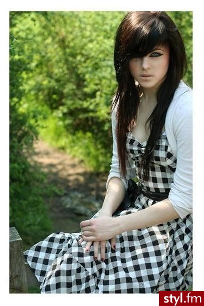 EMO Alternatywne Średnie Fryzury