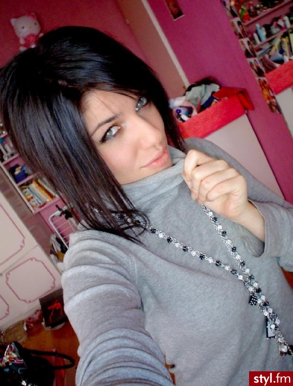 Średnie Fryzury