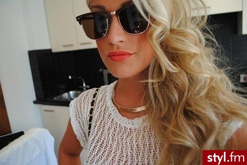 Blond Rozpuszczone Kręcone Na co dzień Długie Fryzury