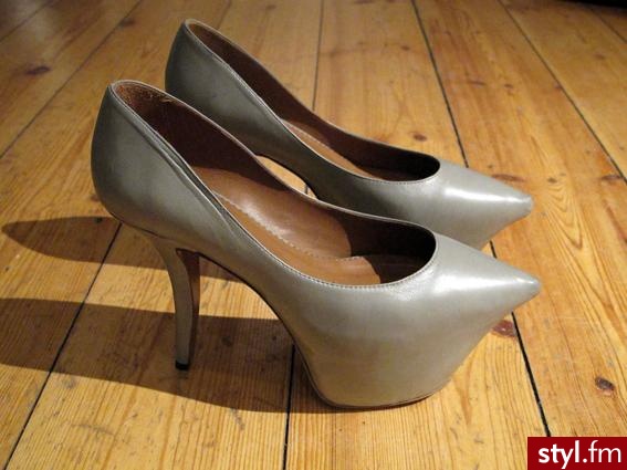 Pozostałe Buty Moda