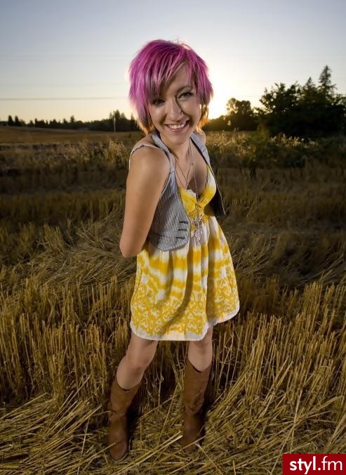 Jestem modelką! - Pozostałe Ciuchy Moda