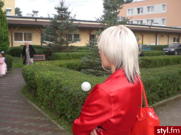 Średnie Fryzury