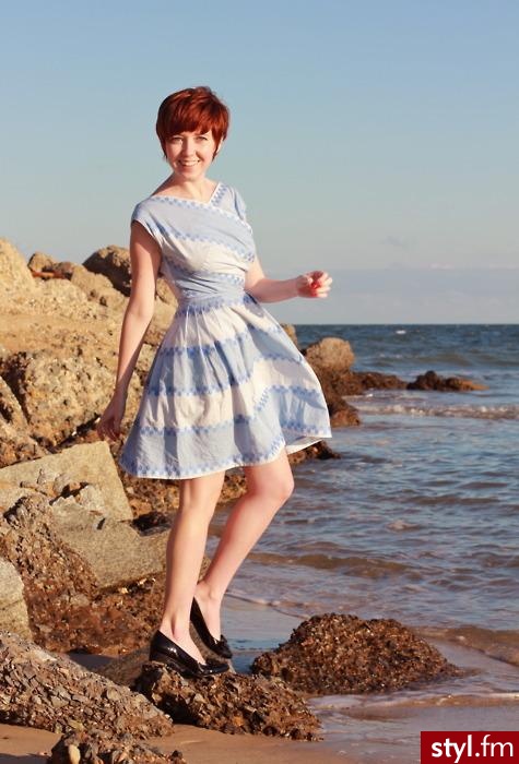 Sukienki Moda