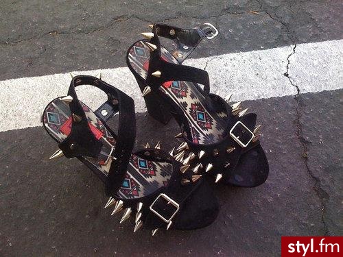 Pozostałe Buty Moda