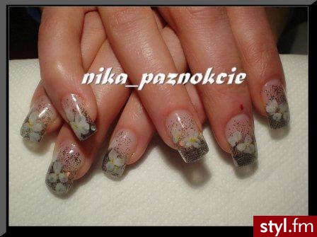 KONTAKT DO MNIE I ZDJĘCIA TYCH PAZURKÓW ZNAJDUJĄ SIĘ NA MOIM BLOGU
ZAPRASZAM!!!!!!!!!
www.nika-pazurki.blog.onet.pl

to na wypadek, gdyby znowu jakaś bezczelna laska podpisywała się pod moimi pracami... - Paznokcie