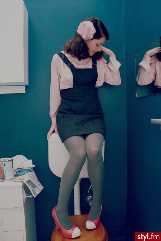 Jeżeli zdjęcie znajduje się już w galerii poproszę o link - Moda uliczna Inne Moda