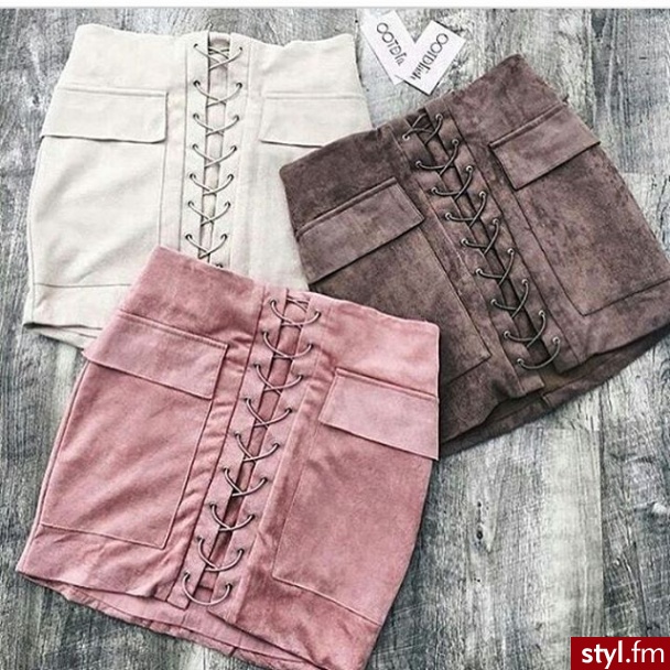 Średnie Spódnice Moda