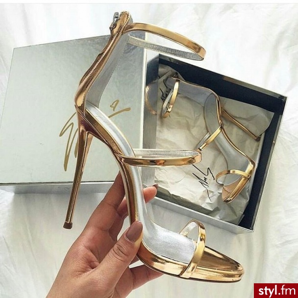 Sandały Buty Moda