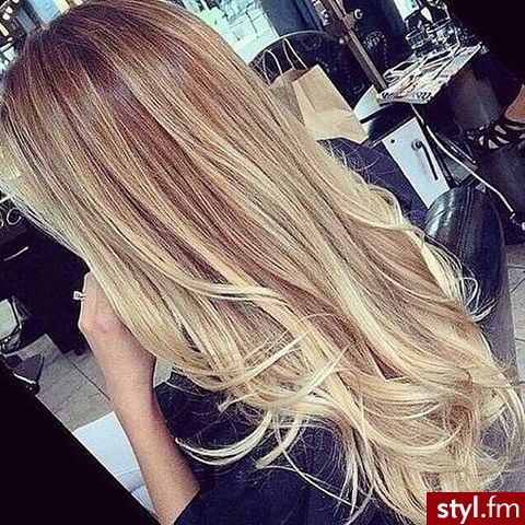 Blond Rozpuszczone Kręcone Na co dzień Długie Fryzury