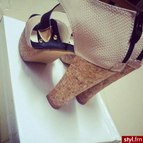 Sandały Buty Moda