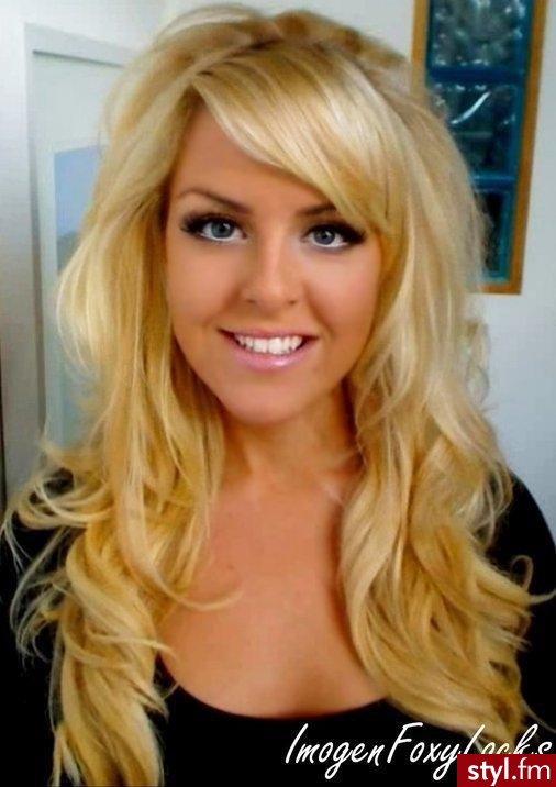 ImogenFoxyLocks.blogspot.com - Blond Rozpuszczone Kręcone z grzywką Na co dzień Długie Fryzury