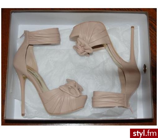Szpilki Buty Moda