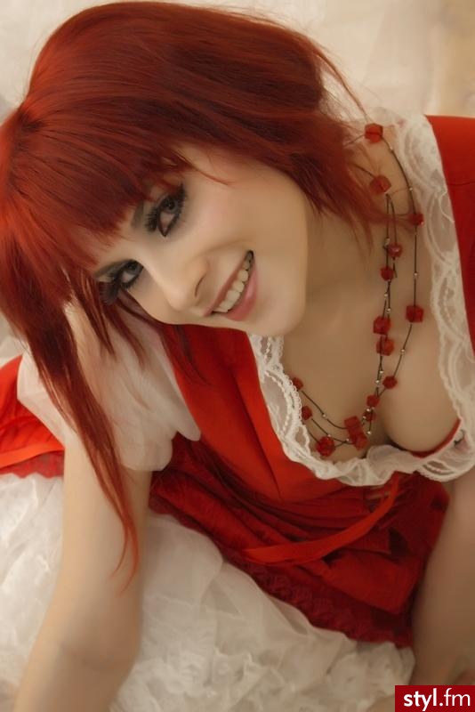 Średnie Fryzury