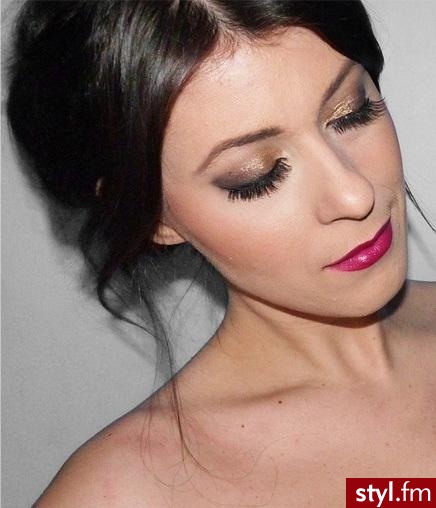 makijaż. YSLl Rouge Volupte lipstick in Forbidden burgundy - Makijaże