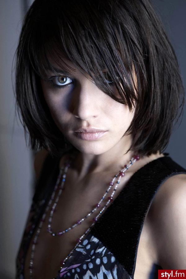 Średnie Fryzury