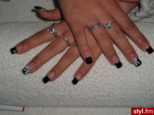 Autor: Cali_neczka black french. Autor: <b>Cali_neczka</b><br /> - Paznokcie