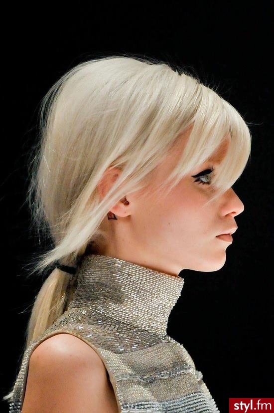 Blond Upięcie Proste z grzywką Na co dzień Długie Fryzury