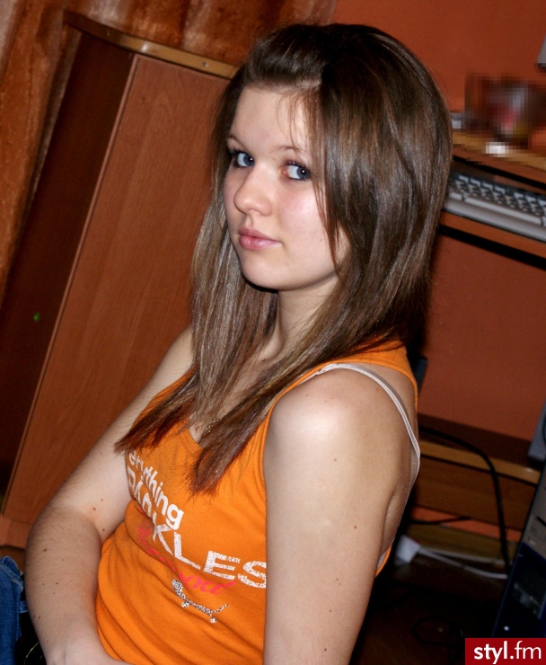 Andzia xD. :P - Długie Fryzury