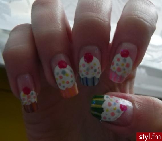 cupcake nails :) - Naturalne Paznokcie