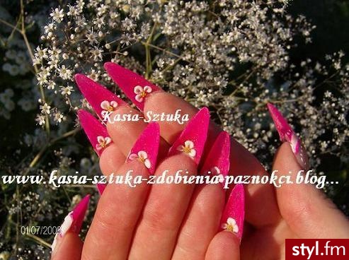 od spodu paznokietki !! ;DD ;] Szpice ^^ - Paznokcie
