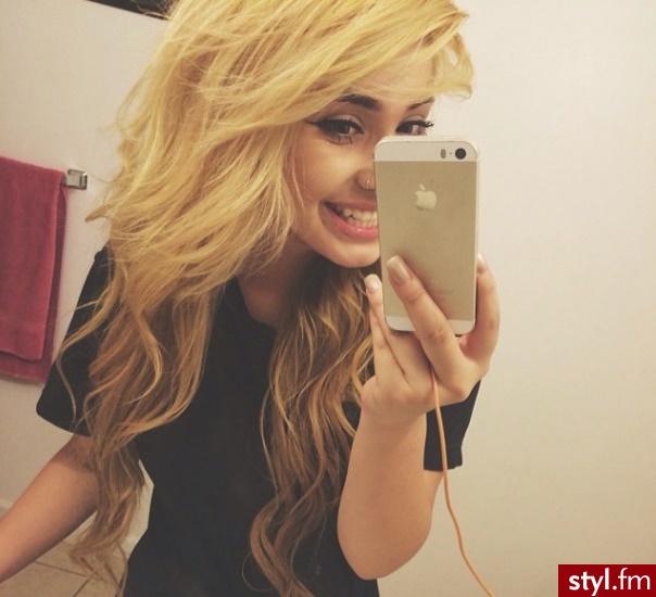 Blond Rozpuszczone Kręcone Na co dzień Długie Fryzury