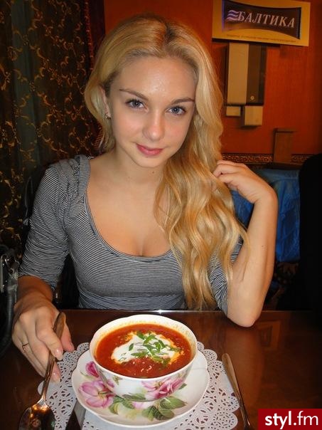 Blond Rozpuszczone Kręcone Na co dzień Długie Fryzury