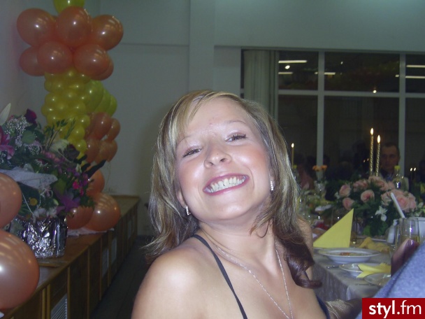 Średnie Fryzury