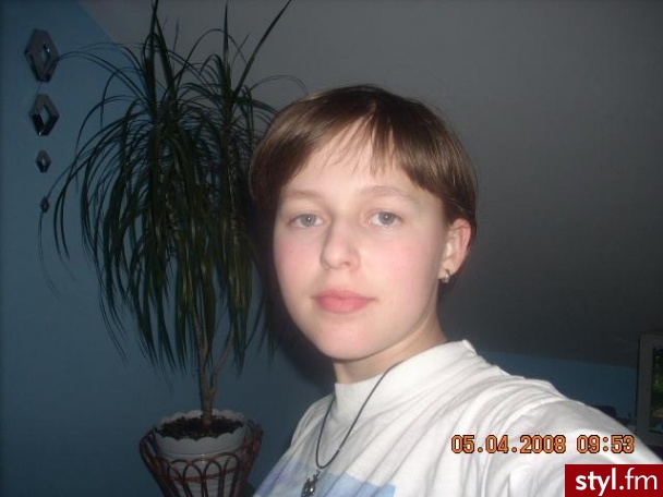 Średnie Fryzury