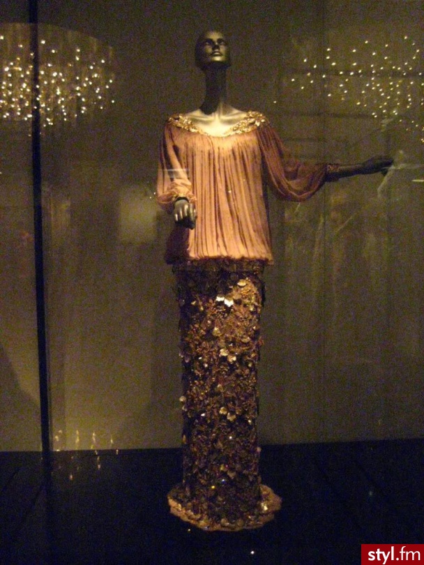 Sukienki Moda