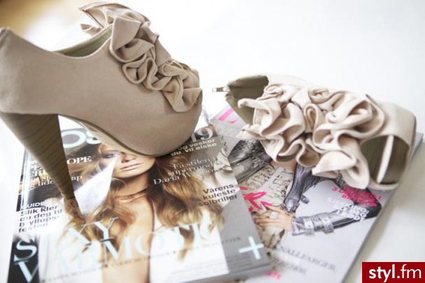 Szpilki Buty Moda