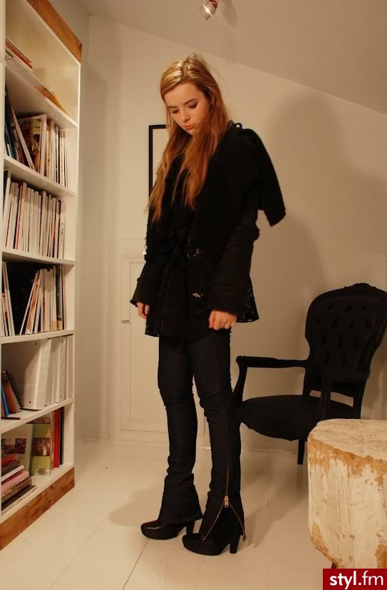 Jeżeli zdjęcie znajduje się już w galerii poproszę o link - Moda uliczna Inne Moda