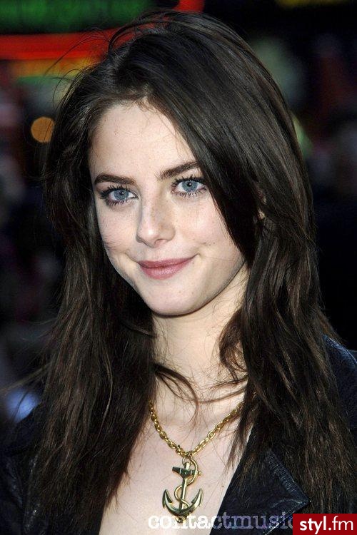 Kaya Scodelario - Długie Fryzury
