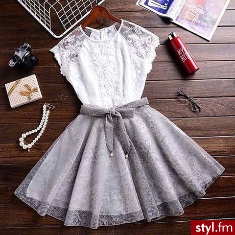 Średnie Spódnice Moda