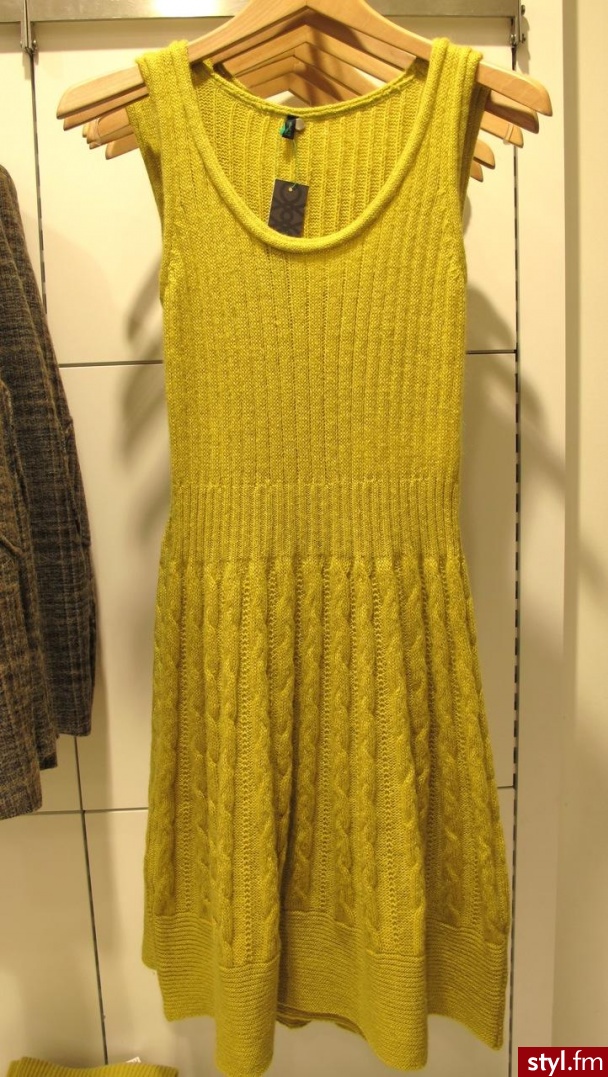 Sukienki Moda