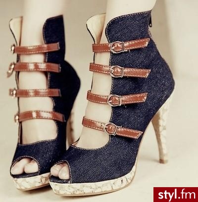 Pozostałe Buty Moda