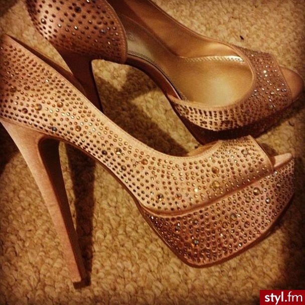 Szpilki Buty Moda