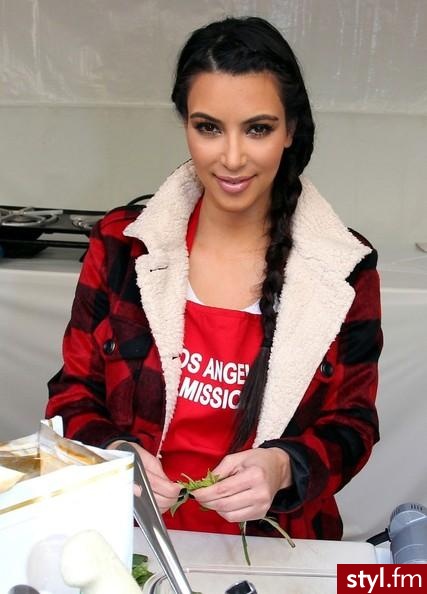 Kim Kardashian - Czarne Warkocze Proste Na co dzień Długie Fryzury